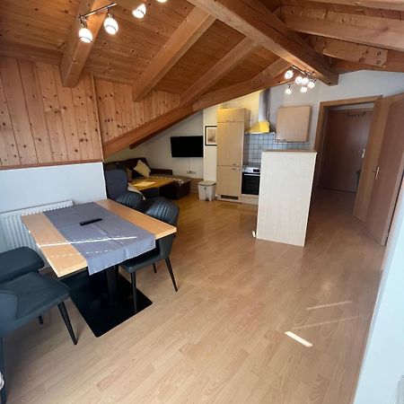 Апартаменти Nebenhaus - Haus Heigl Санкт-Йоганн-ім-Понгау Екстер'єр фото
