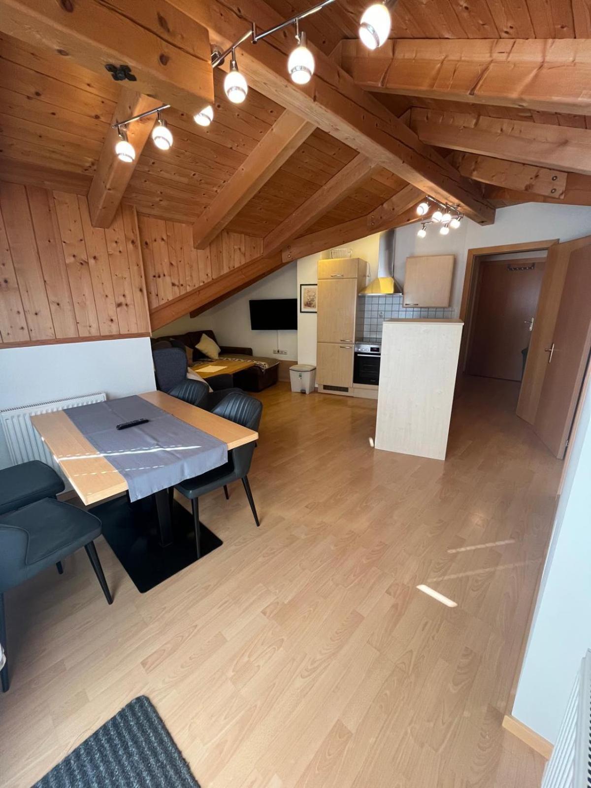 Апартаменти Nebenhaus - Haus Heigl Санкт-Йоганн-ім-Понгау Екстер'єр фото